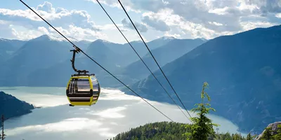 Iconic Rockies and Western Canada with Rocky Mountaineer and Alaska Cruise Guided Tour
