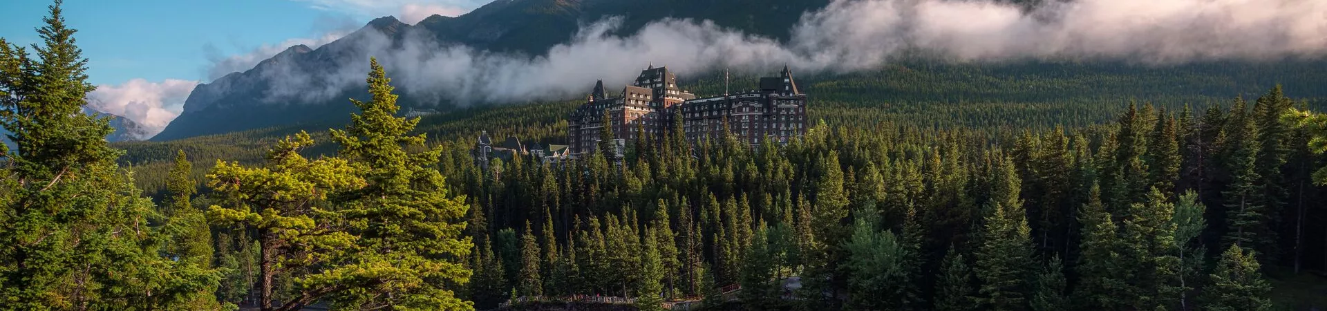 Fairmont Spring Hotel amongst the trees of Banff National Park, Canada