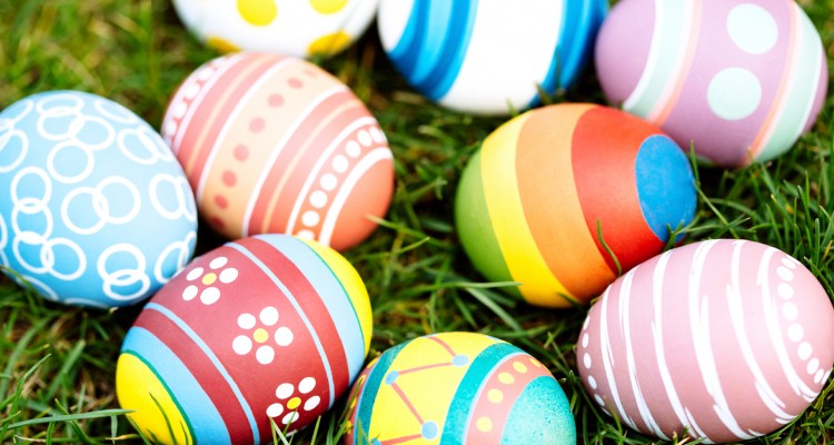 7 Impressive Easter Traditions around 