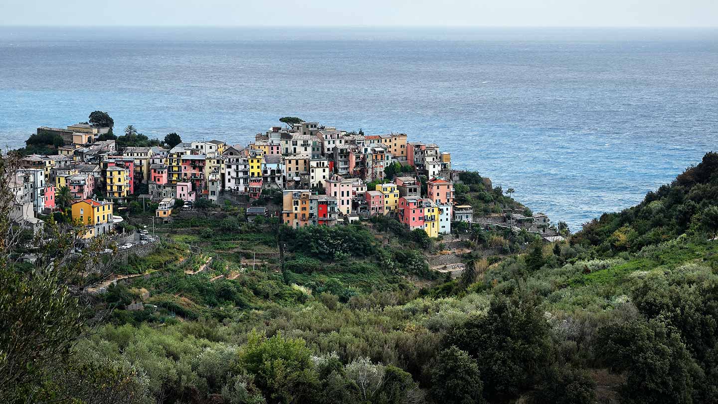 Plan a summer 2022 visit to Italy's Cinque Terre - Real Word