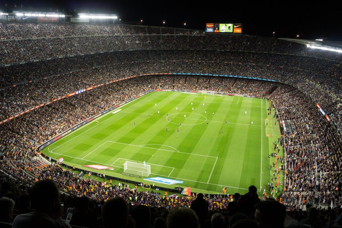 Football fan? Here are the best trips for lovers of the beautiful game